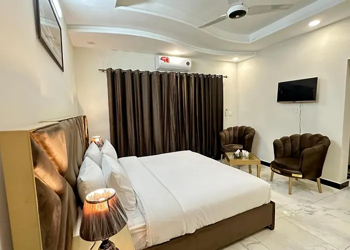 Islamabad Family Lodges Guest House